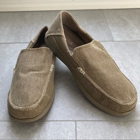 MEN’S CROCS Santa Cruz Slip - On Loafers, Size 8 - Picture 1 of 11
